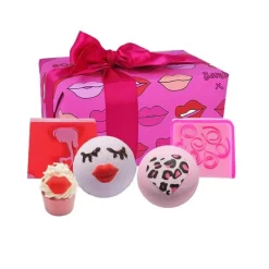 Bomb Cosmetics Lip Sync Pamper Gift Box