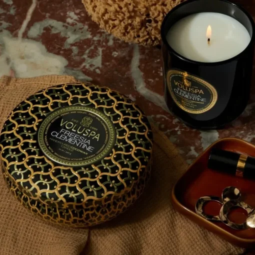 Voluspa 3-Wick Candle Decorative Tin Freesia Clementine 340g