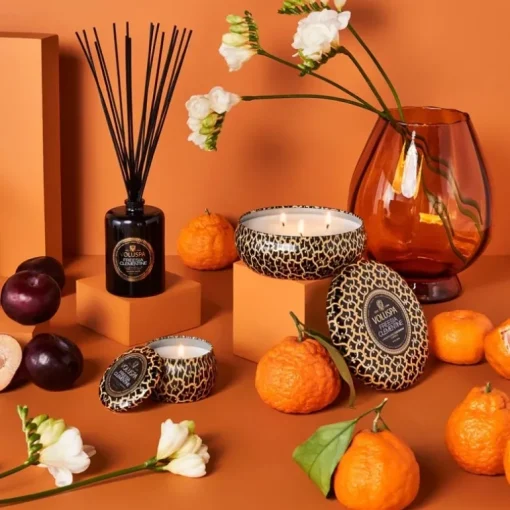Voluspa 3-Wick Candle Decorative Tin Freesia Clementine 340g