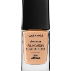 Wet n Wild Photo Focus Dewy Foundation – Classic Beige
